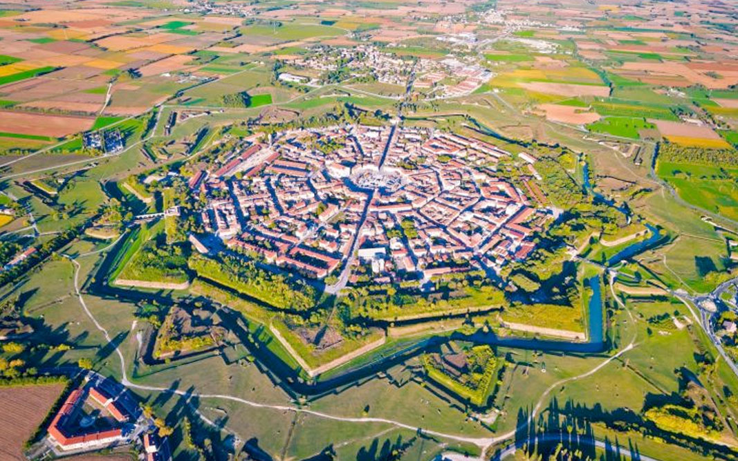 Palmanova e le sue mura